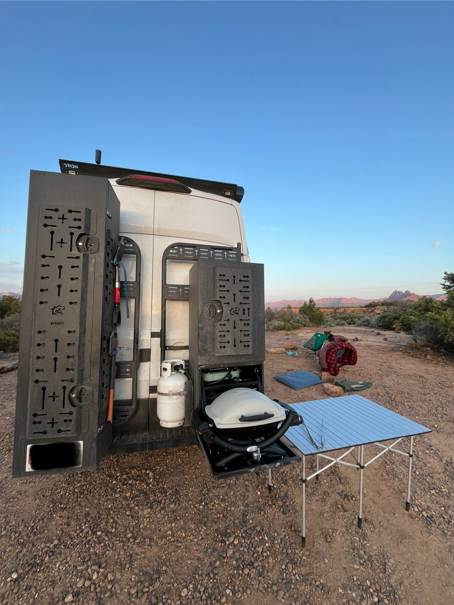 Full left door rack - Transit