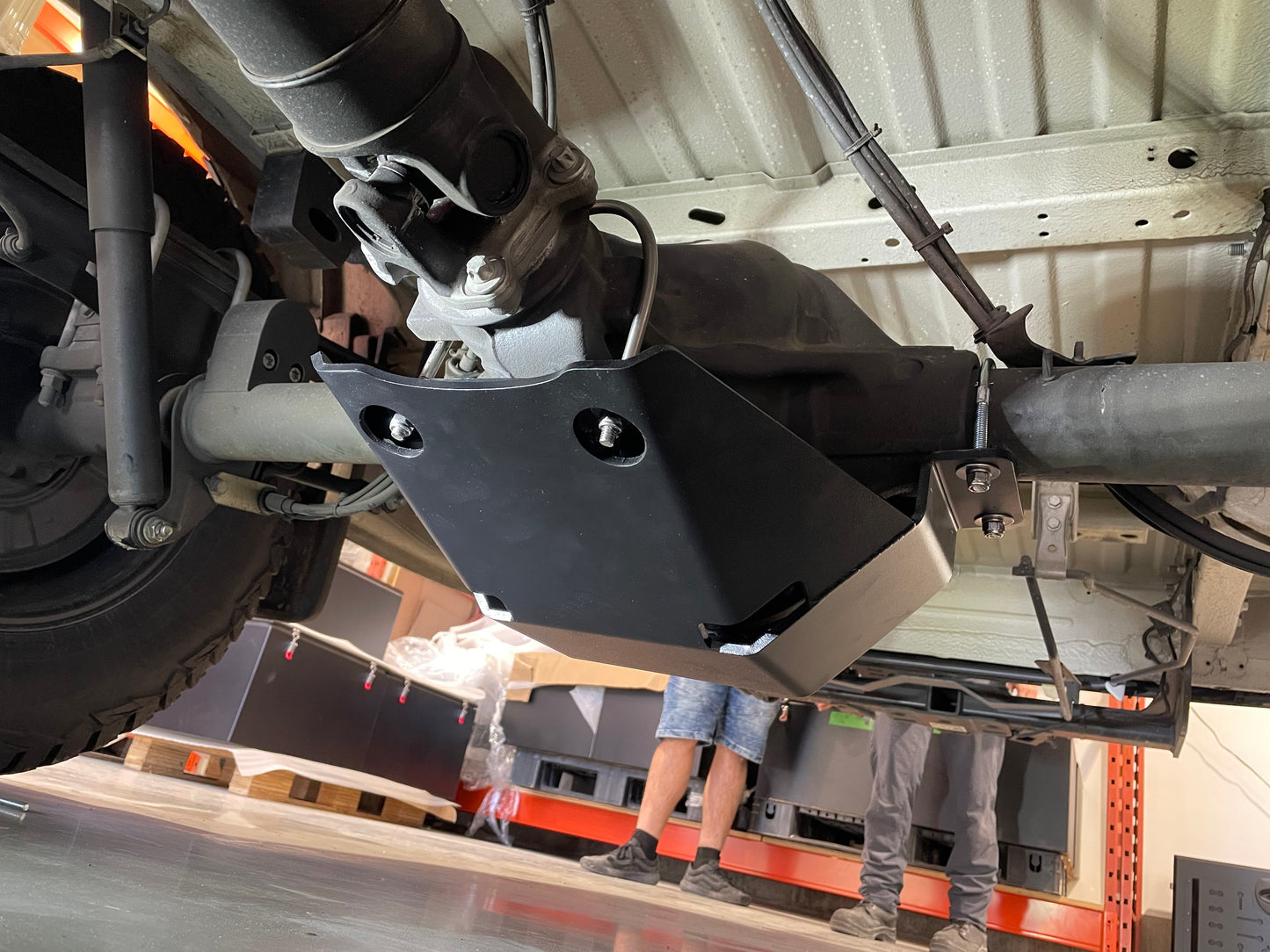 Phlosystem differential protection panel for sprinters